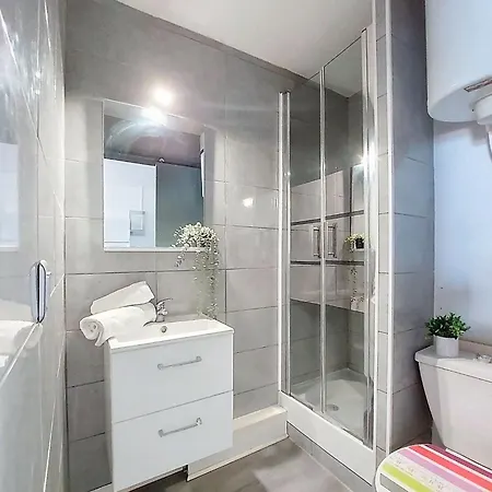 Front De Mer-22 By Interhome